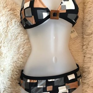 NWT Perry Ellis’s bikini. Large top,Small bottom